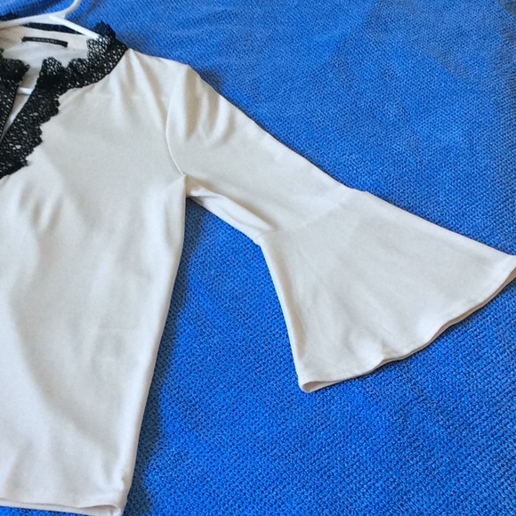 Ivory white blouse with black lace - Picture 3 of 3